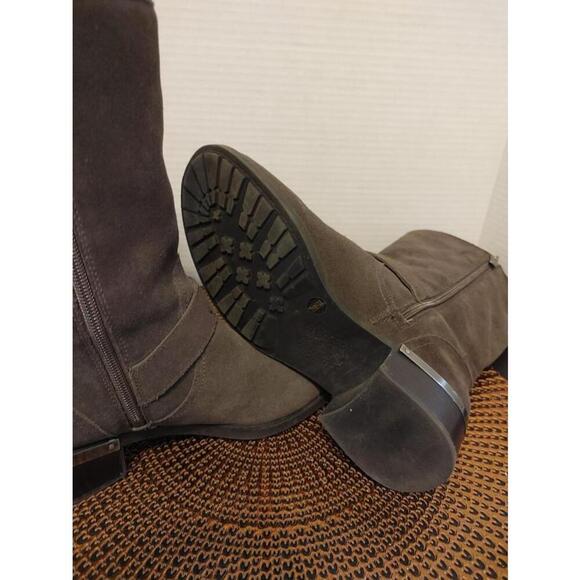 Vince Camuto Whyla Suede Booties Size 7.5 - Picture 7 of 9
